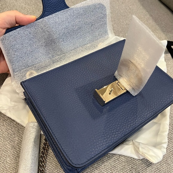 NEW Gucci Interlocking GG Logo Blue Caspian Chain Bag - Picture 9 of 16